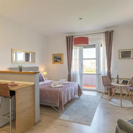 Apartmán Polai Boutique With Free Parking Pula