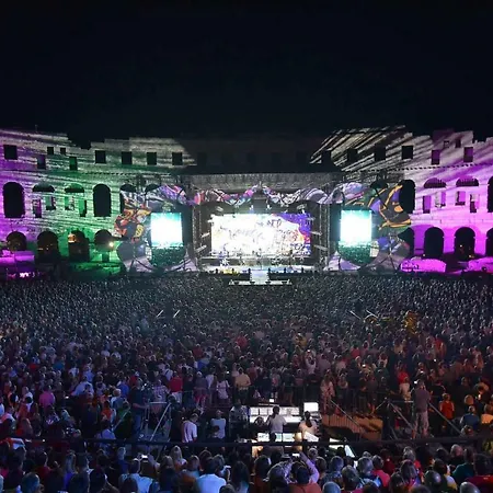 Apartmán Polai Boutique With Free Parking Pula