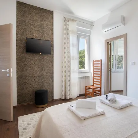 Polai Boutique With Free Parking Apartment